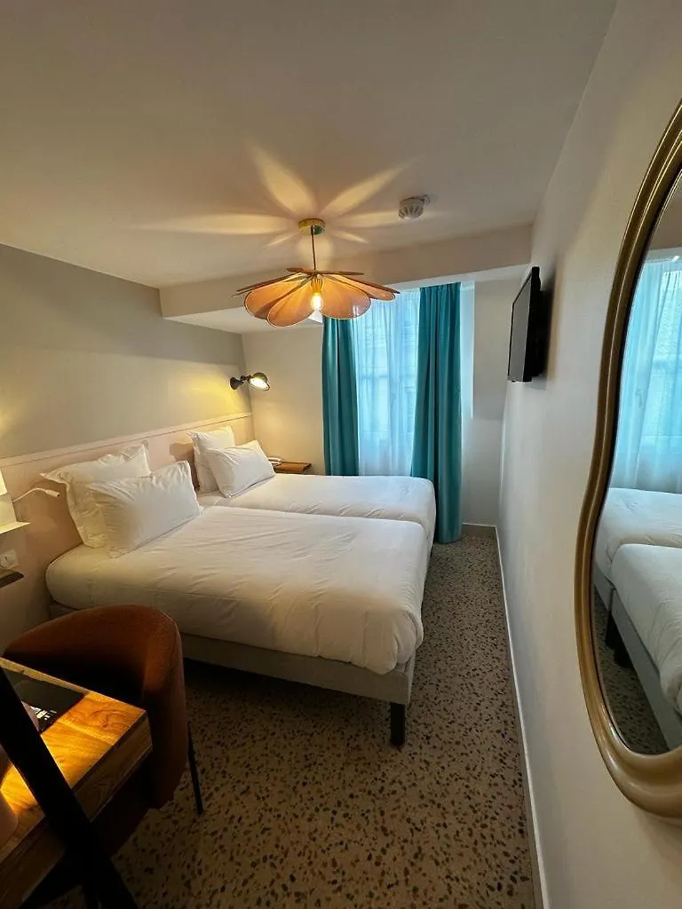 Hotel Trendy Canettes Parigi
