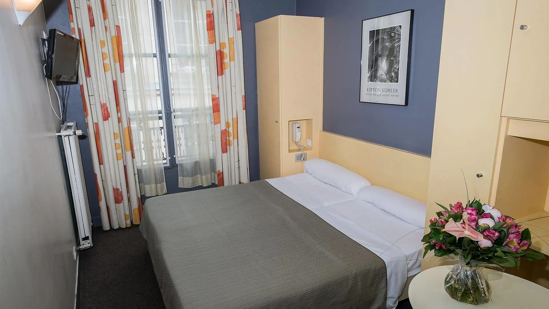 Trendy Canettes Hotel